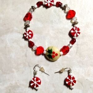 Christmas Holly Bead Bracelet  & Earrings Glass Set